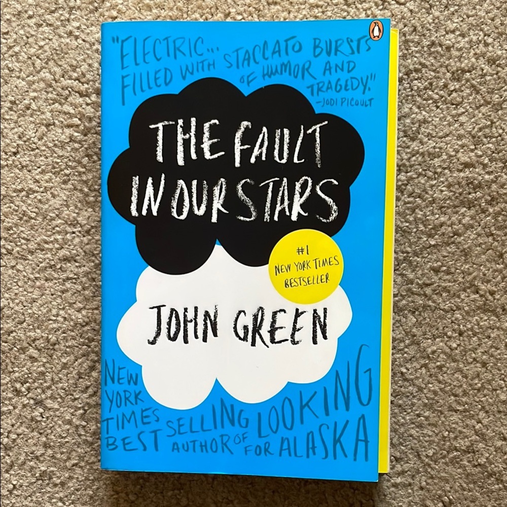 Book “The Fault In Our Stars” by John Green